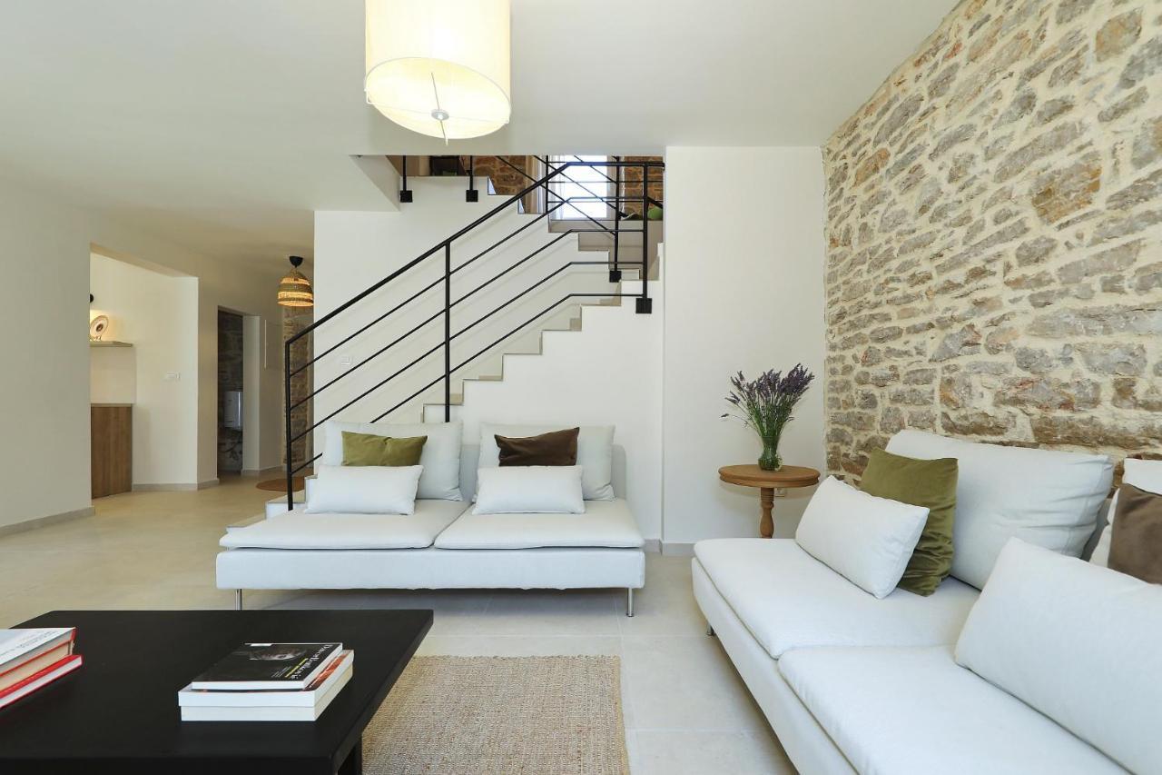 Villa Mira With A Heated Pool And A Sea View 보자바 외부 사진