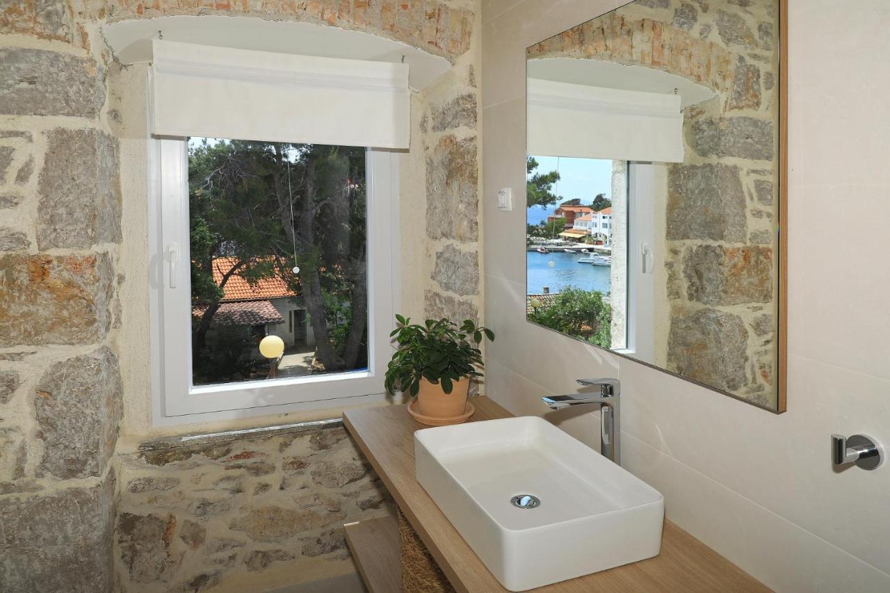 Villa Mira With A Heated Pool And A Sea View 보자바 외부 사진