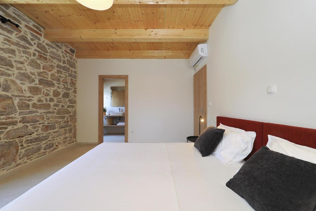 Villa Mira With A Heated Pool And A Sea View 보자바 외부 사진